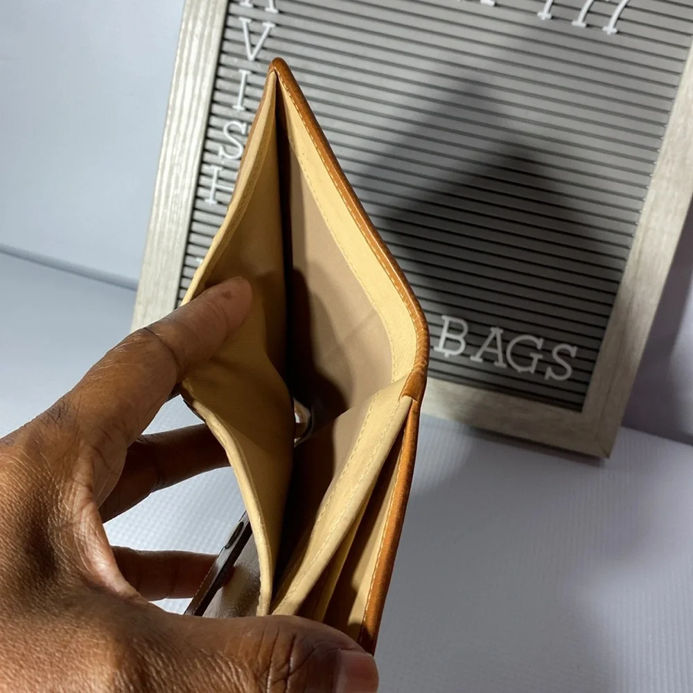 Dior short wallet